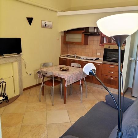 דירות סאסארי Casa Di Carlo E Chiara מראה חיצוני תמונה
